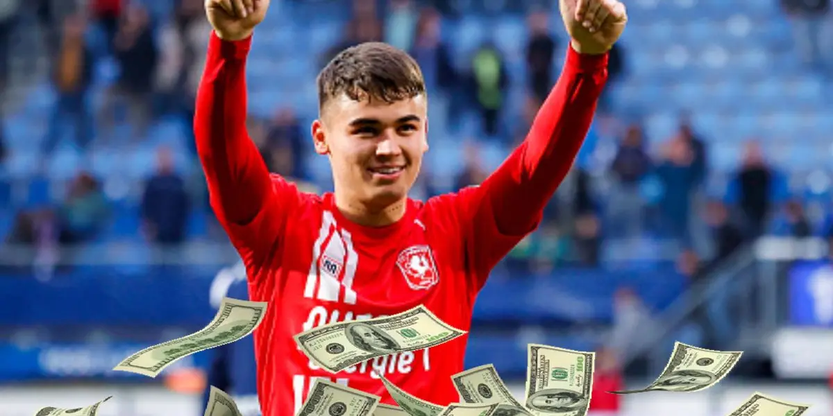 El atacante tico se fue del Twente por dinero, así lo reveló el club en un comunicado de prensa