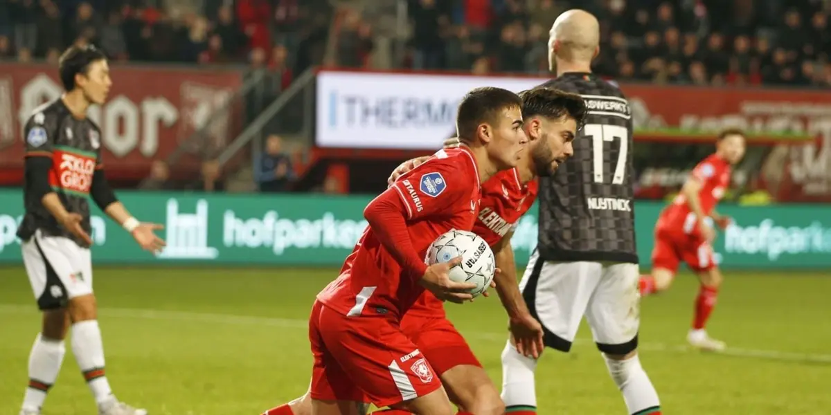 El delantero fue figura del Twente en la jornada 12 de la Eredivisie 