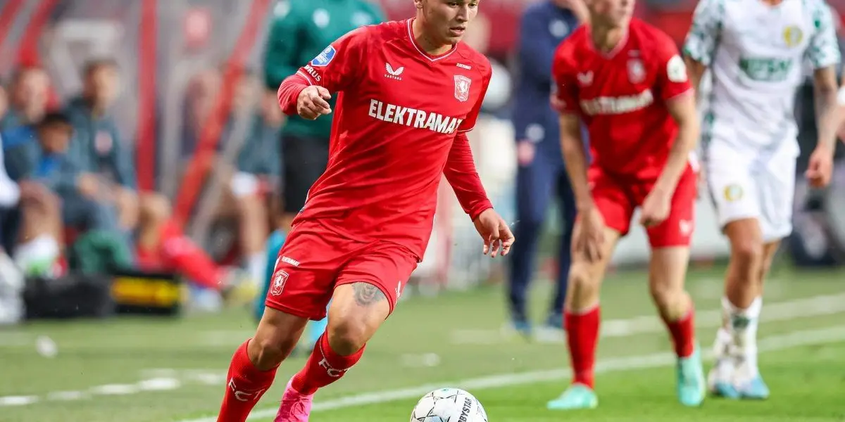 Twente cae de local 3-0 ante el líder de la Eredivise