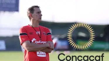 Alexandre Guimaraes en un entrenamiento de Alajuelense. Foto: LDA.