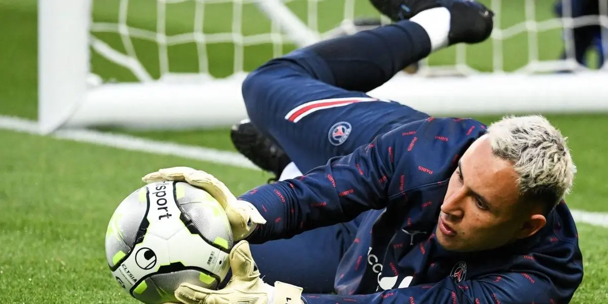 El París Saint Germain dio a conocer una noticia sobre Keylor Navas.