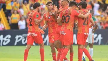 El Team no goleó y la serie quedó abierta para el partido de vuelta