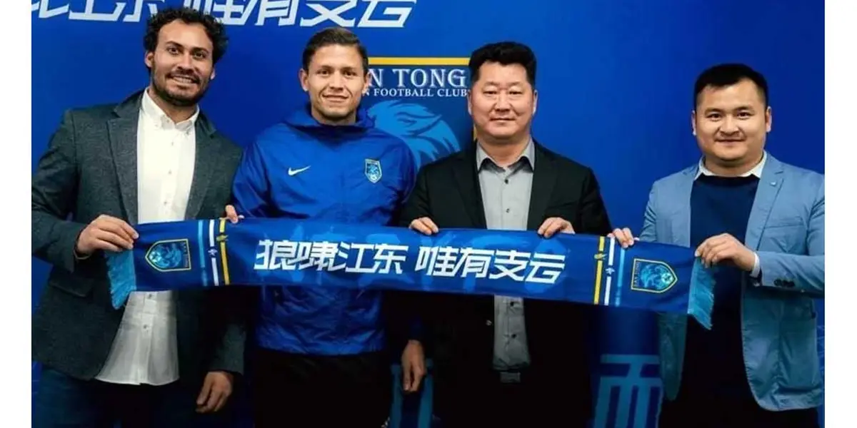 Jesús Godínez fue presentado en su nuevo equipo Nantong Zhiyun chino y recibió un mensaje de un ex morado