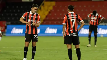 Jugador se puso la rojinegra, de manera oficial, en el partido entre Liga Deportiva Alajuelense y Pérez Zeledón