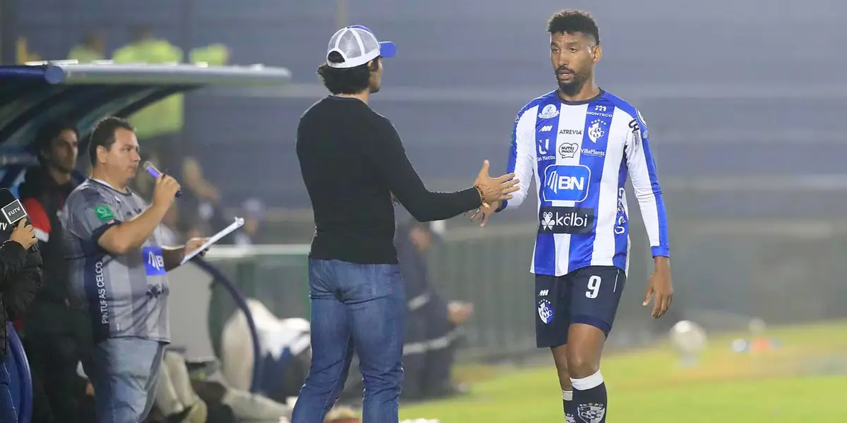 Jugador volvió a ser titular con el conjunto brumoso y en el Futbolero Cr le dejamos todos los detalles de su regreso