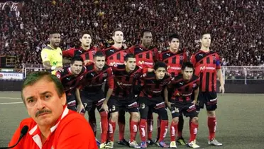 Jugadores d ela Liga Deportiva Alajuelense posando para una foto. Foto: LDA.